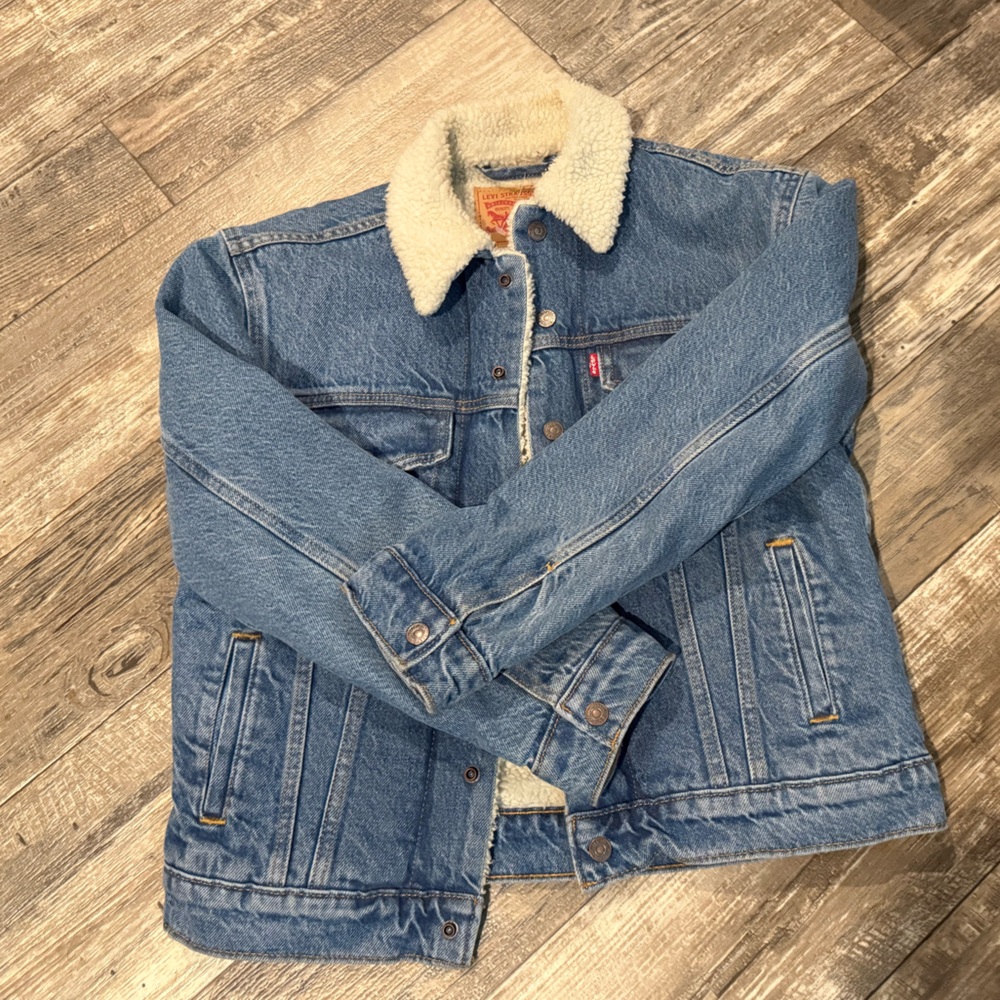 Levi’s denim trucker jacket - wool lined -NEW